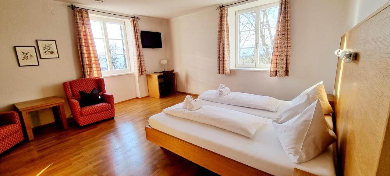 ホテル Wirtshaus Leindl クレムス アン デル ドナウ エクステリア 写真