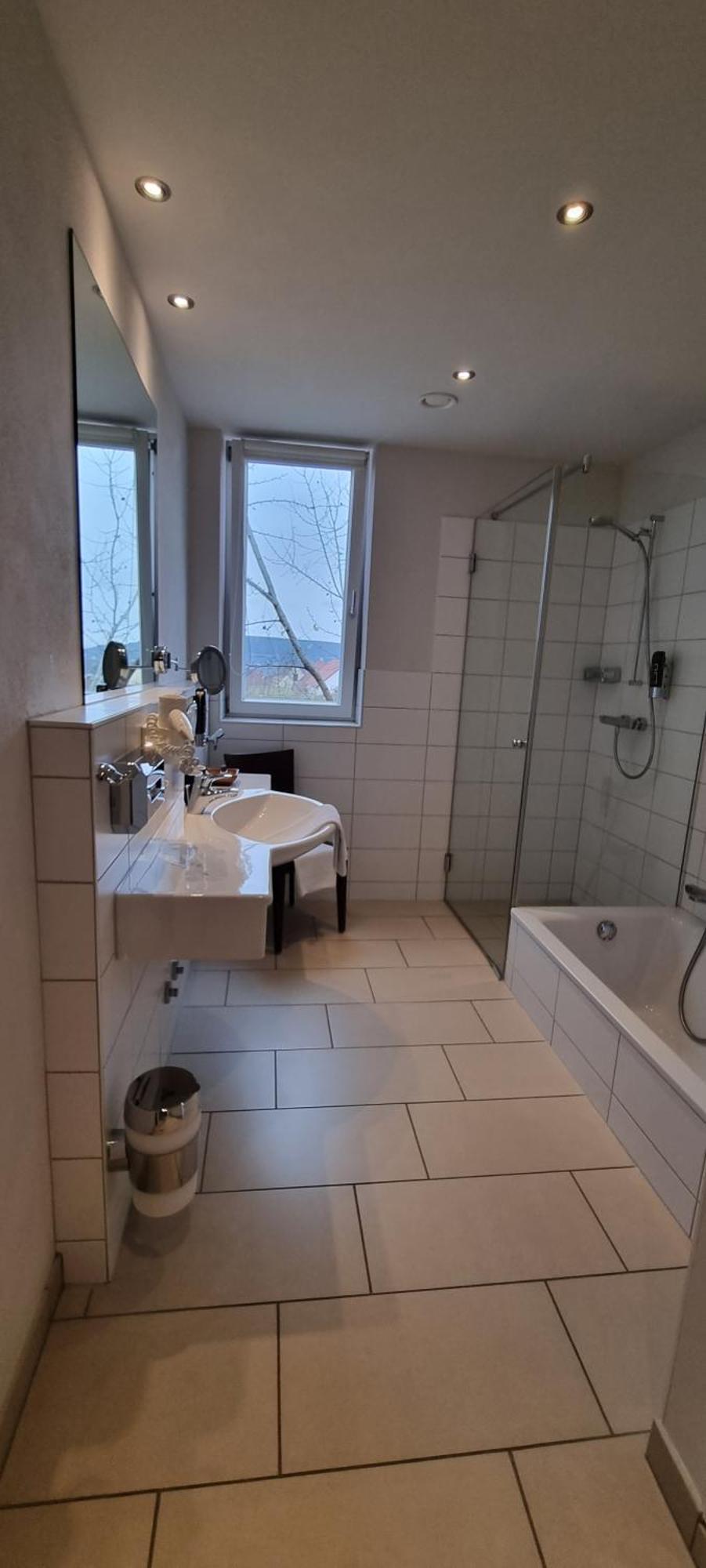 ホテル Wirtshaus Leindl クレムス アン デル ドナウ エクステリア 写真